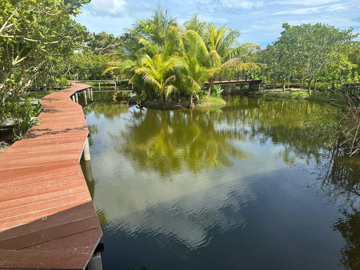 The Beatles Lagoon Chalong Exterior foto